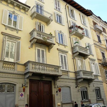 Accogliente Appartamento Tipo Loft Турин Экстерьер фото