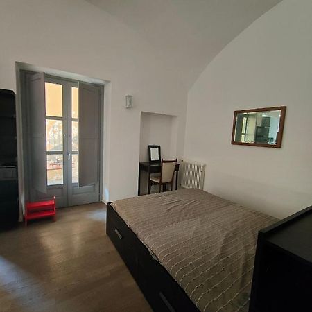 Accogliente Appartamento Tipo Loft Турин Экстерьер фото