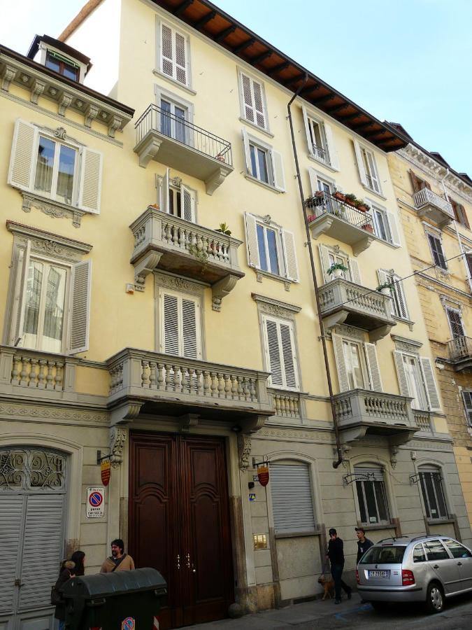 Accogliente Appartamento Tipo Loft Турин Экстерьер фото
