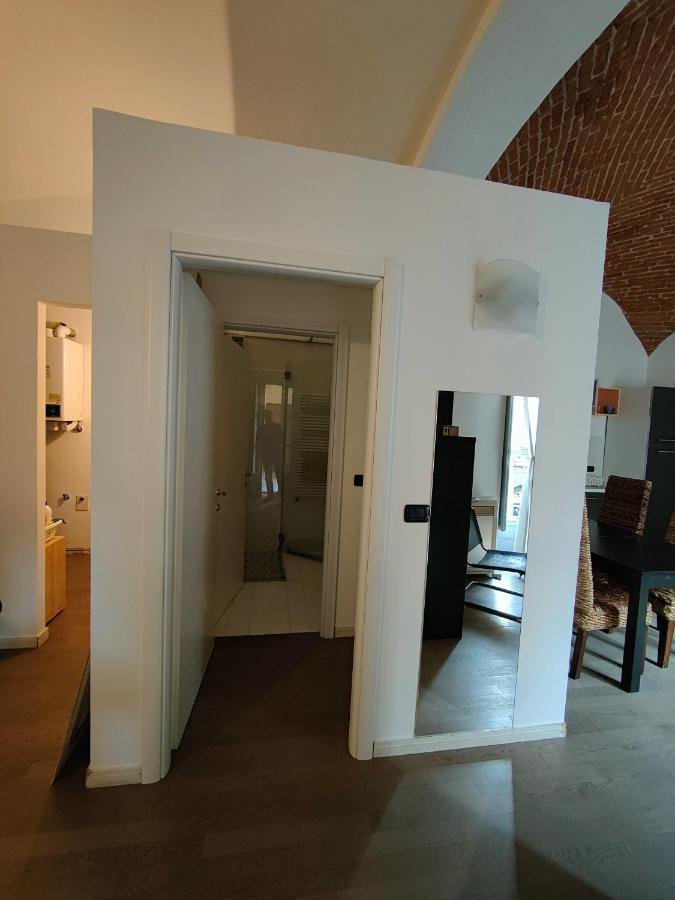 Accogliente Appartamento Tipo Loft Турин Экстерьер фото