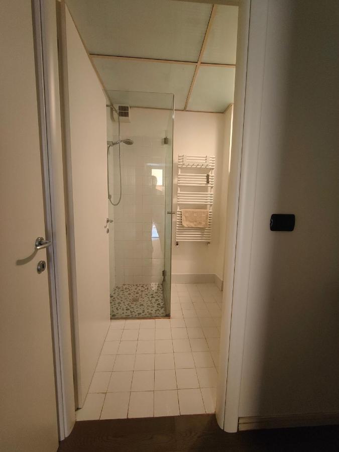 Accogliente Appartamento Tipo Loft Турин Экстерьер фото